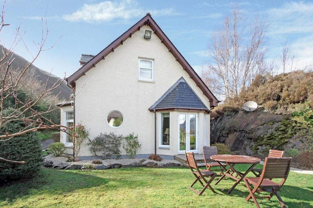 بالاتْشولِش Dalcraig House B&B المظهر الخارجي الصورة